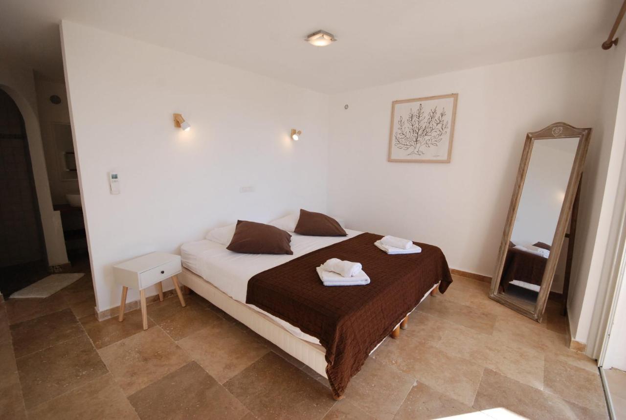 Aloasis Bed & Breakfast Grimaud Exterior photo