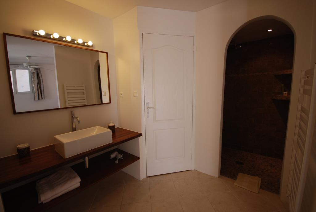 Aloasis Bed & Breakfast Grimaud Room photo
