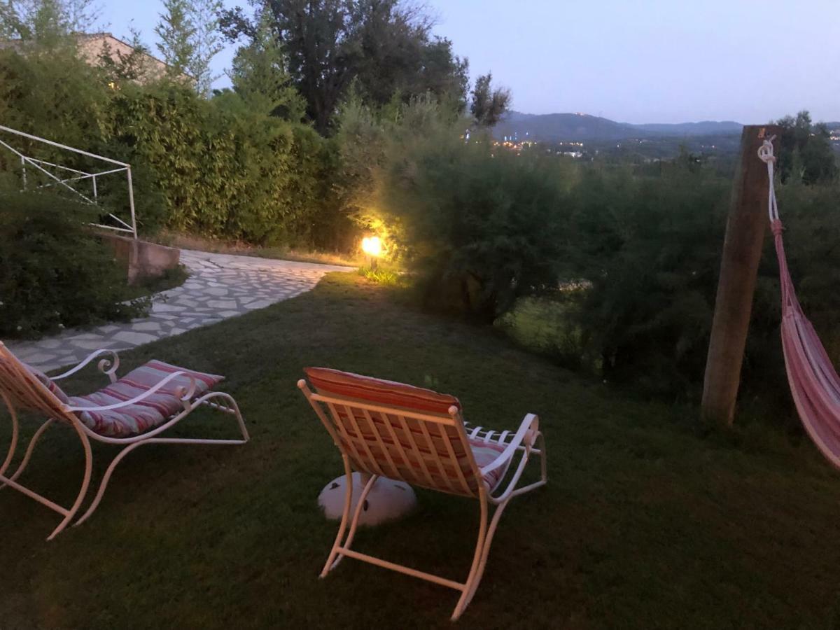 Aloasis Bed & Breakfast Grimaud Exterior photo
