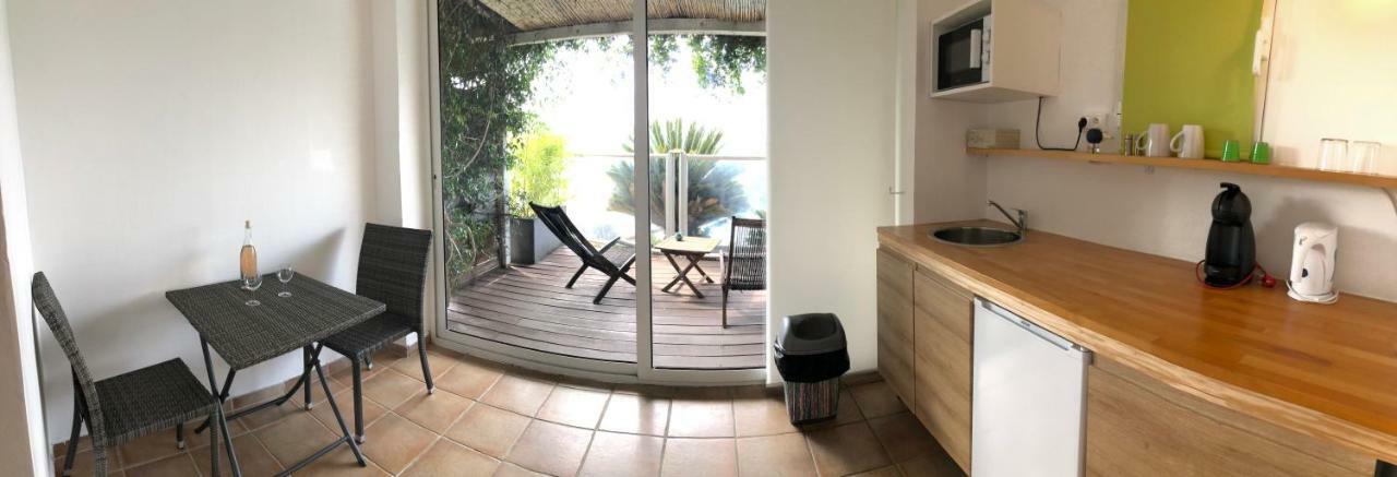 Aloasis Bed & Breakfast Grimaud Exterior photo